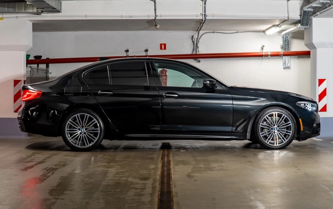 BMW Seria 5 cena 169000 przebieg: 78600, rok produkcji 2017 z Narol małe 46